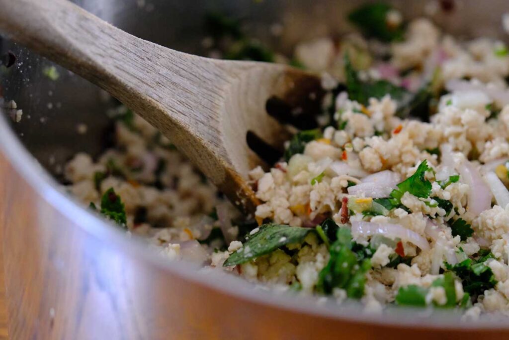 Larb Gai