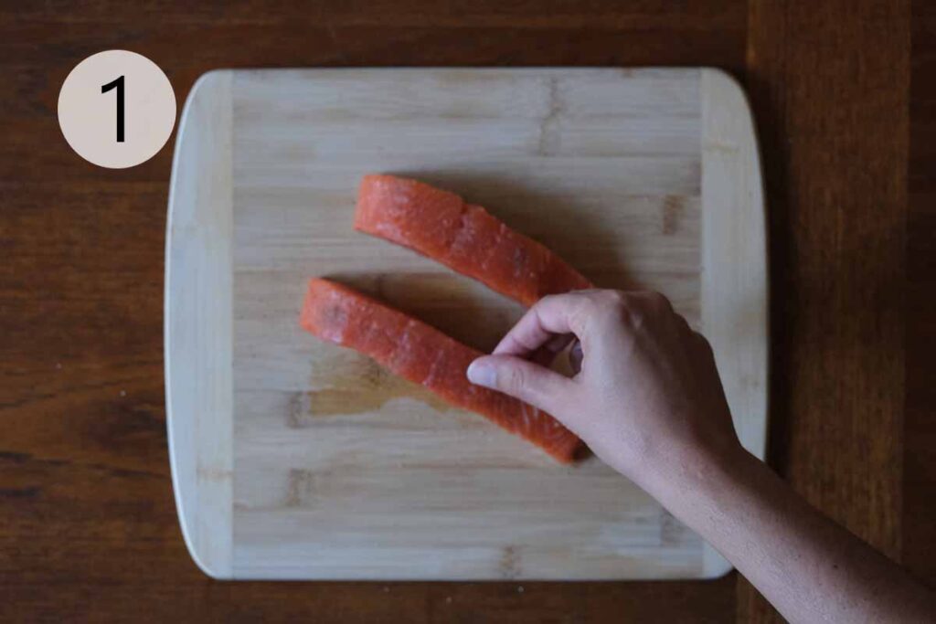 How to Make Arugula Salmon Salad - Step 1