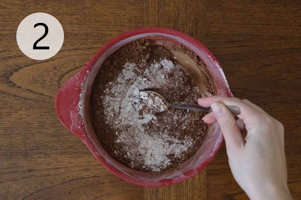 How to make chocolate ginger cookies - step 2