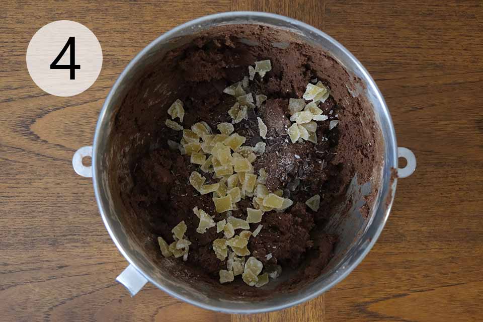 How to make chocolate ginger cookies - step 4