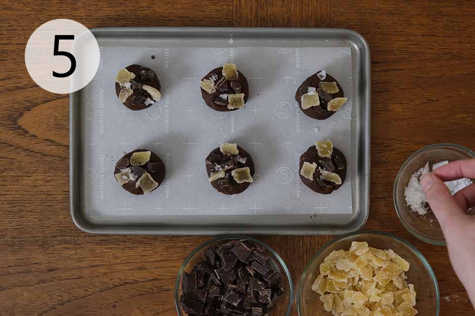 How to make chocolate ginger cookies - step 5