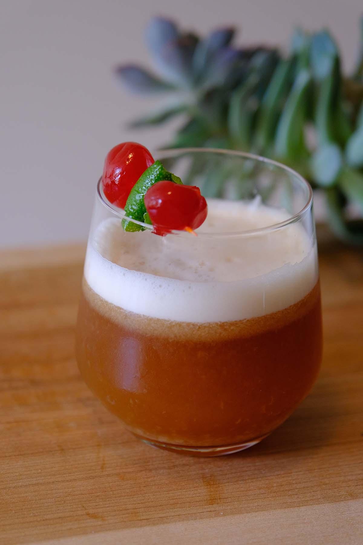 classic tequila sour cocktail